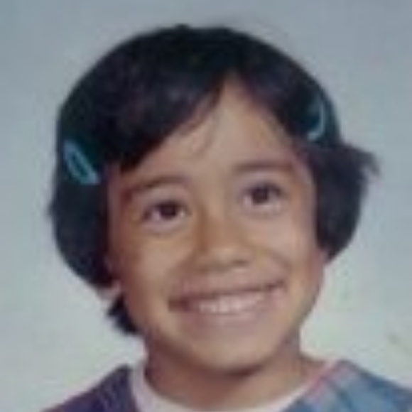 Meet your Posher, Mona - Picture 1 of 1